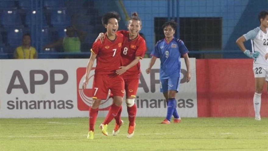 PM Phuc congratulates Vietnamese women’s team
