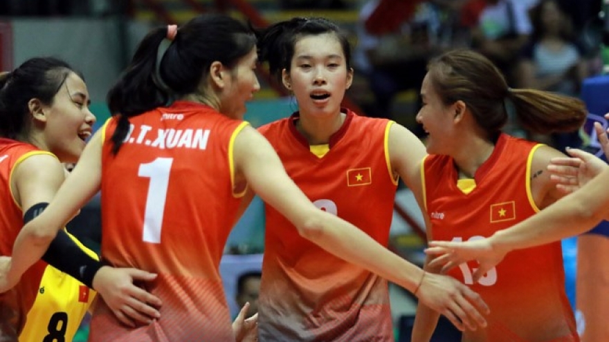 Vietnam lose to Japan at Asian volleyball