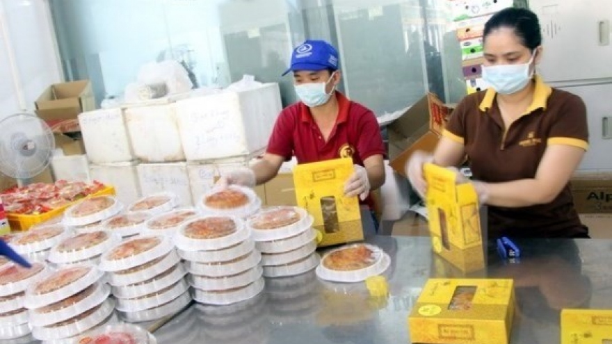HCM City checks food safety for Mid-Autumn Festival