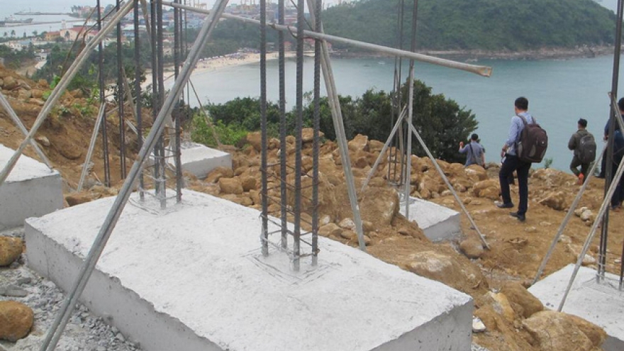 Danang Tourism Association proposes to demolish 40 illegal villa foundations