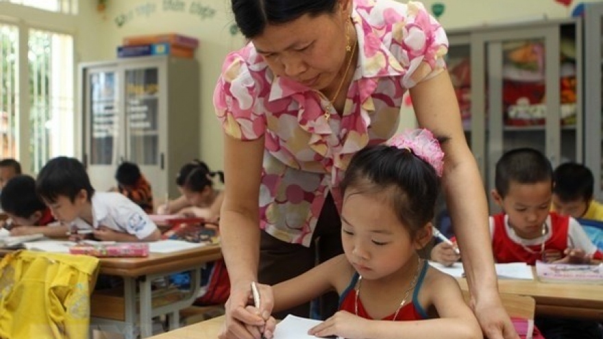 Education Minister confirms teacher shortages