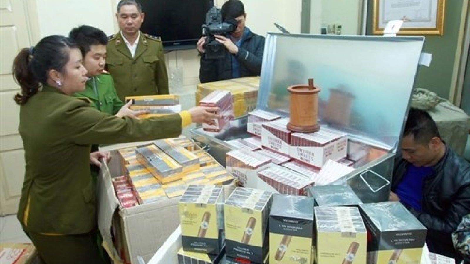 HCM City fights fake goods, trade fraud