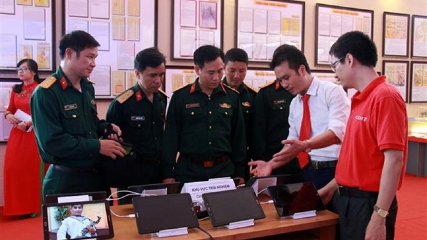 
        Phu Tho hosts exhibition on Hoang Sa, Truong Sa
                              