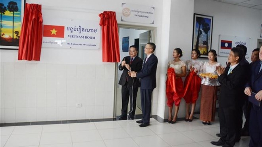 Vietnam Room at University of Cambodia inaugurated
