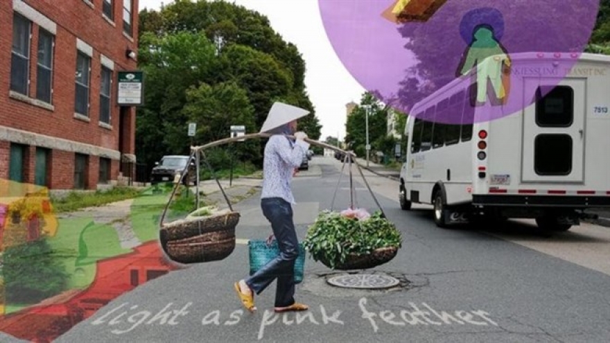 Vietnamese artists show optimism at exhibition in US