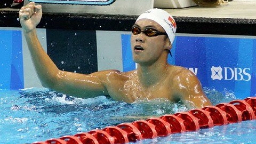 Vietnamese wins two golds at Asian swimming event