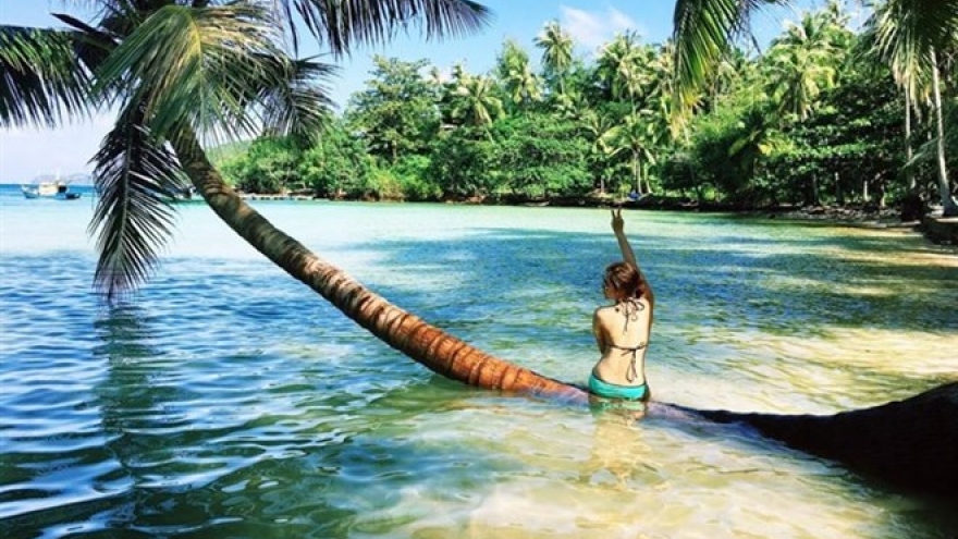 Vietnam’s pirate island develops community tourism