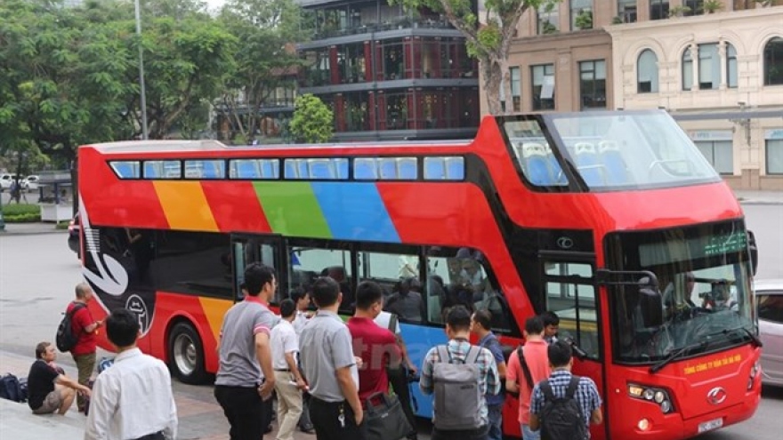 Ministry stops operation of new double-decker buses