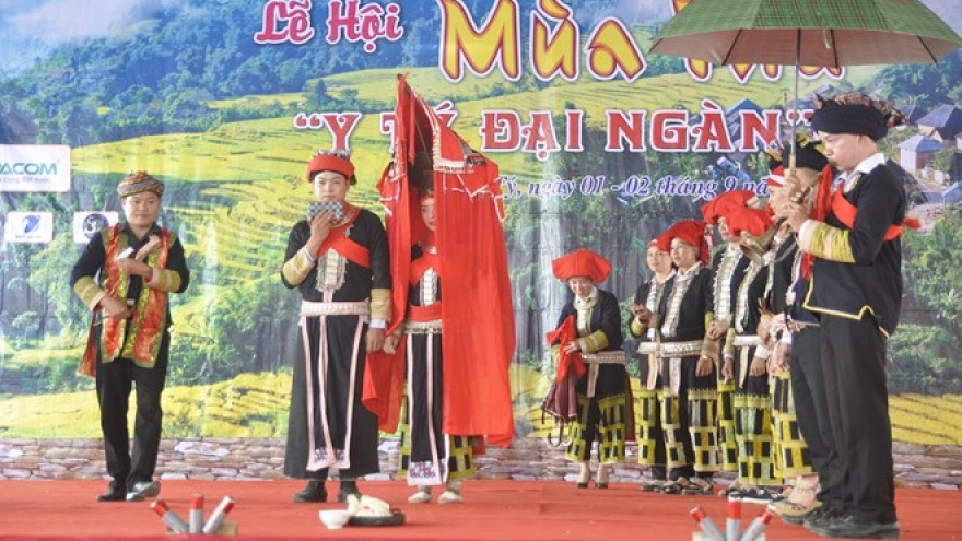 Tourists invited to explore unique ethnic culture in Y Ty