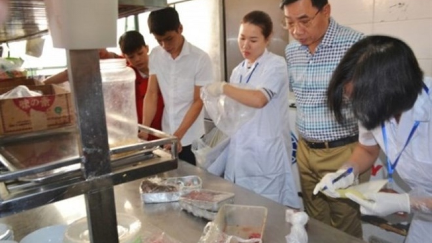 Food safety violations in Hanoi on the increase