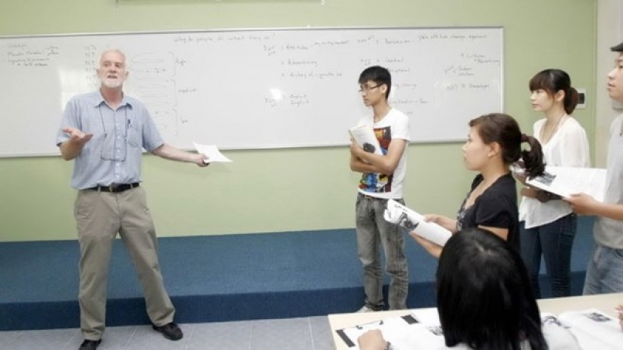 HCM City faces shortage of qualified interpreters