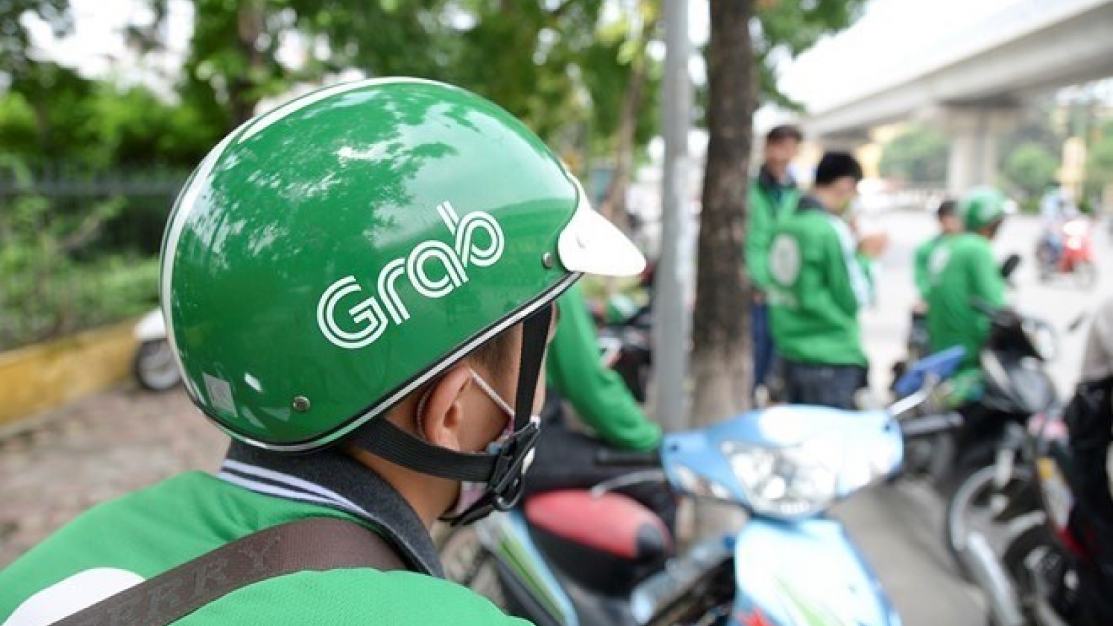 Grab explains increase in share from bike fares