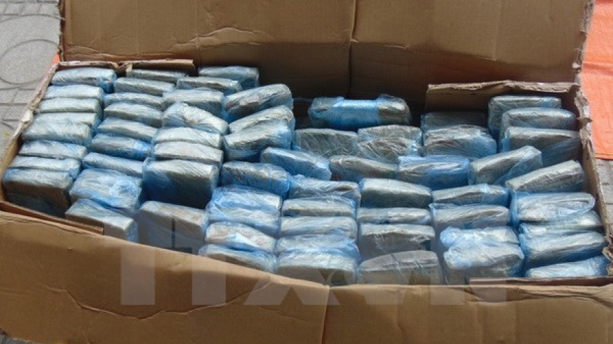 Police bust inter-provincial drug transporting ring