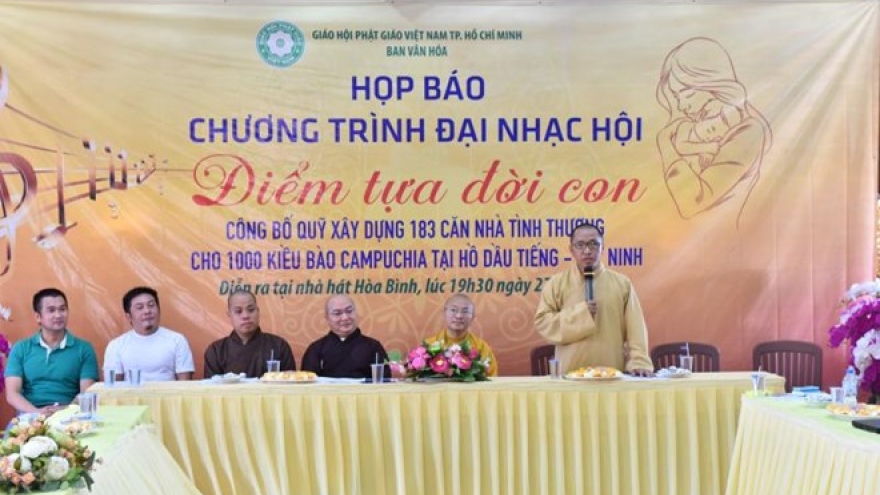 Houses for Vietnamese returning from Cambodia to be built