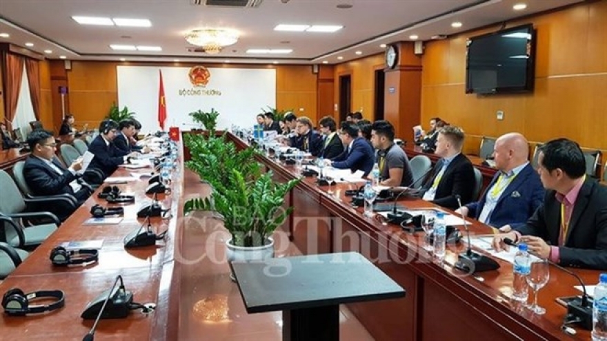 Vietnam needs tech updates to remain competitive: experts