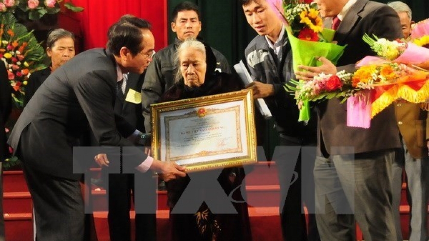 Prime Minister honours 498 fallen soldiers