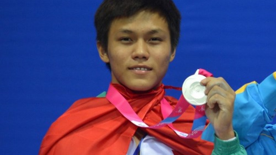 Vietnam win one more gold in weightlifting champs