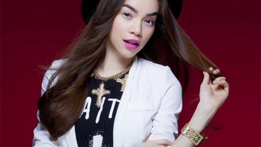 Pop star Ho Ngoc Ha to embark on first world tour