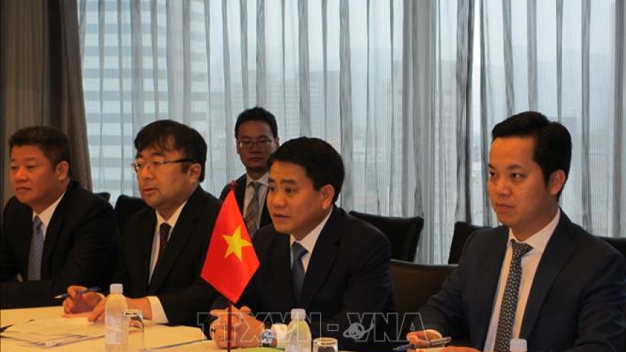 Japanese groups pledge further investment in Hanoi
