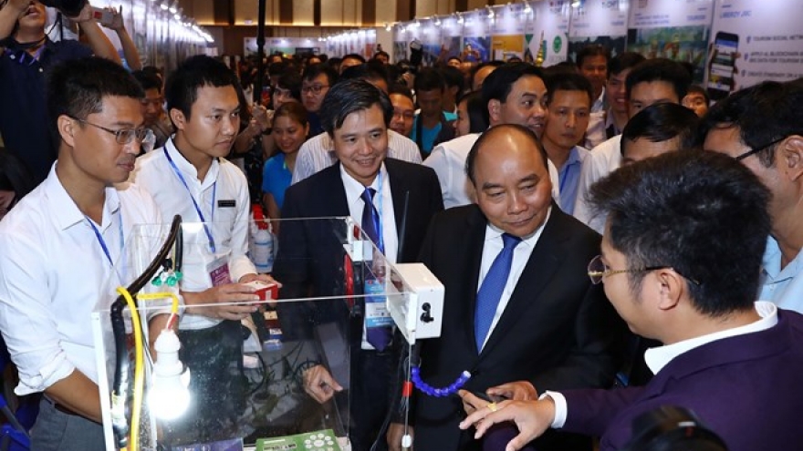 Prime Minister attends Techfest Vietnam 2018