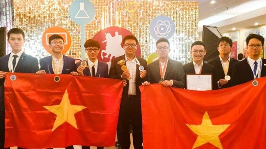 Vietnam wins big at 4th International Olympiad of Metropolises