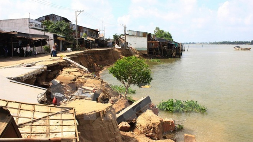 Mekong blighted by river erosion