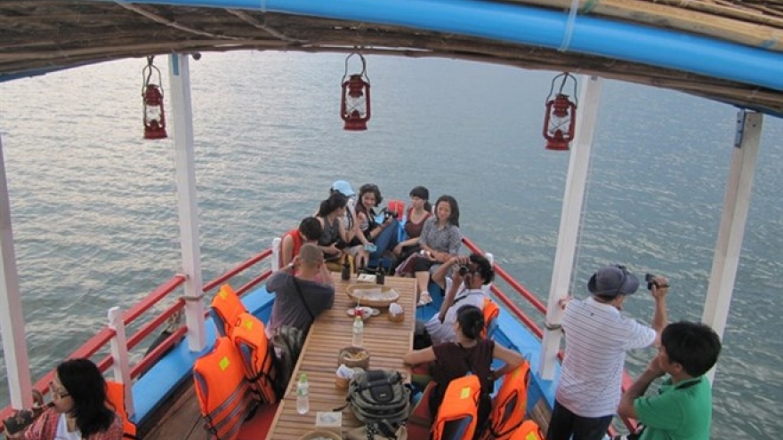 Central province launches new destinations