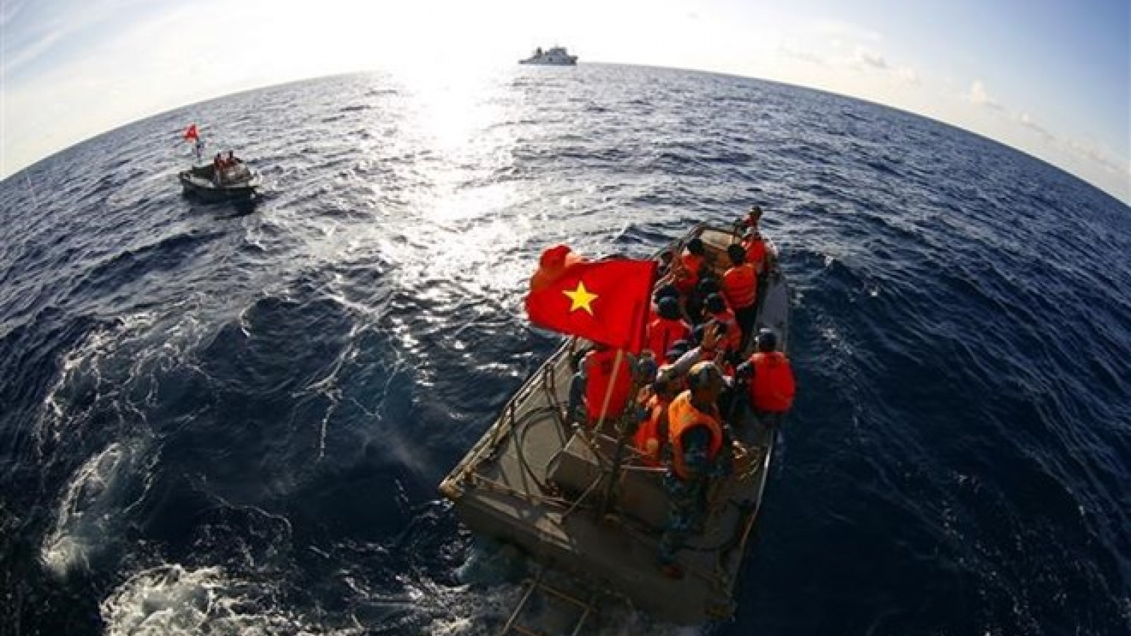 Hanoi joins hands for Truong Sa Fund