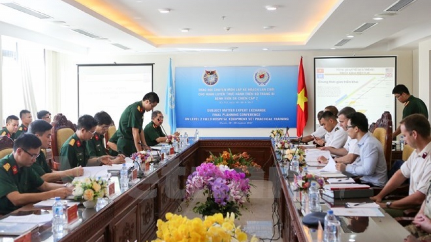 
        Vietnam steps up preparations for level-2 field hospital deployment
                              