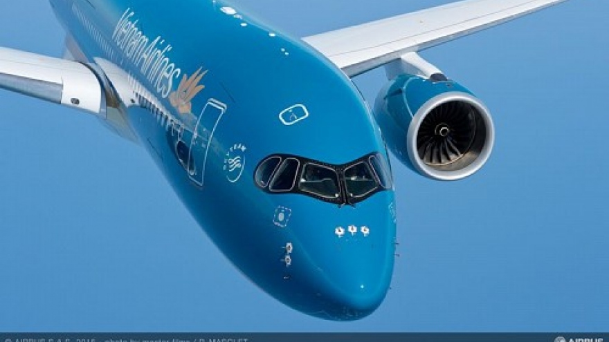 
        Vietnam Airlines announces sale-leaseback plan for three A350s
                              