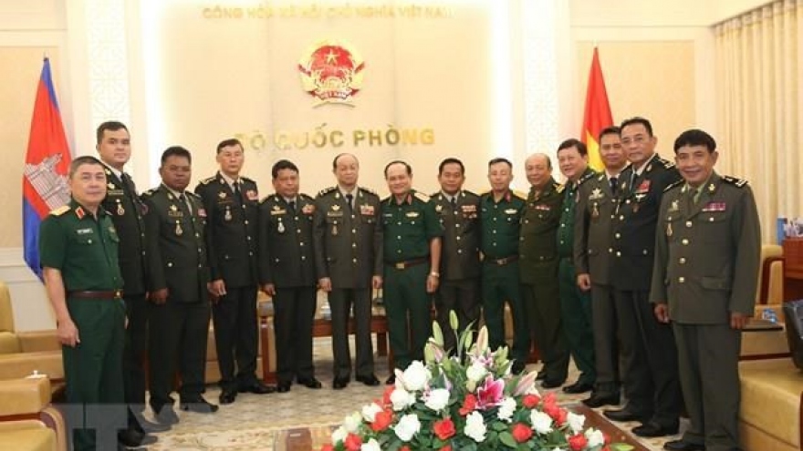 Vietnam, Cambodia look to strengthen defence ties