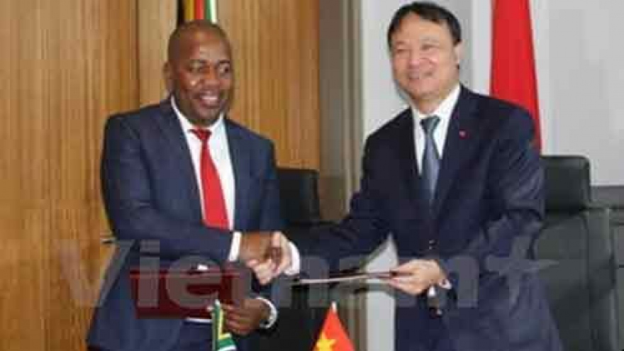 Vietnam, South Africa discuss US$3 bln trade turnover