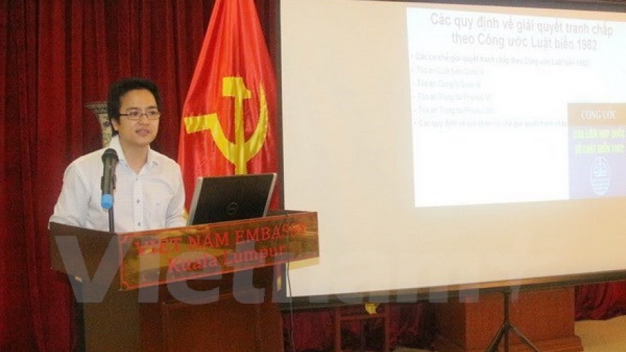 Vietnamese expats in Malaysia updated with East Sea issue