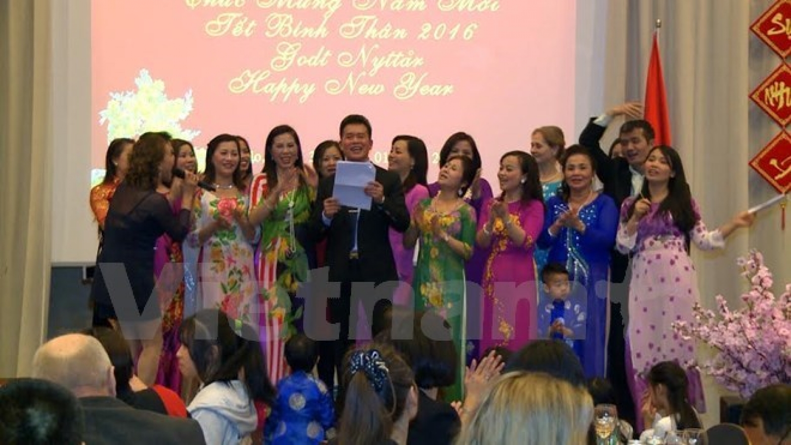 Expatriates celebrate traditional Tet in Cambodia, Australia, Norway
