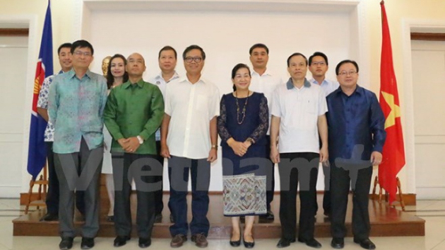 Indonesia exchange tightens Vietnam-Laos special solidarity