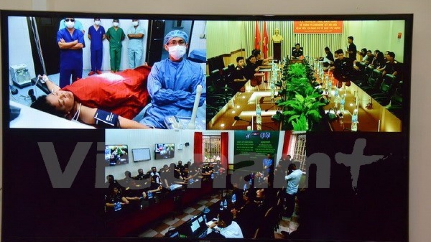 Vietnam supports Cambodian hospital via telemedicine