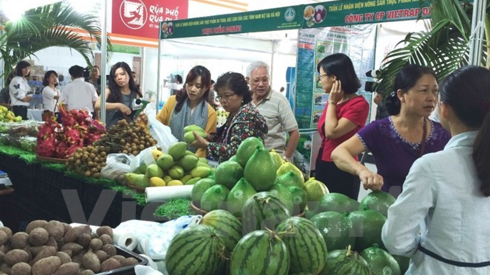 Food fair brings clean food to customers