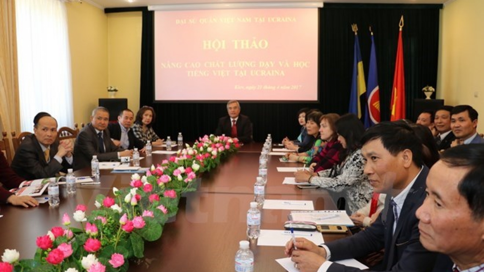 Workshop seeks to improve Vietnamese language teaching in Ukraine