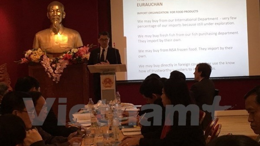 
        Vietnamese rice seeks to set foot in French market
                              