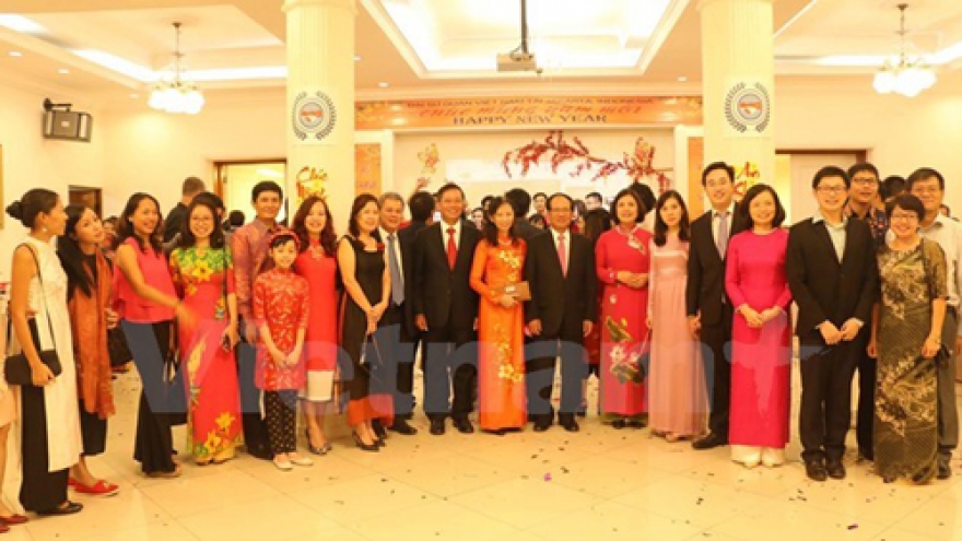 Overseas Vietnamese worldwide celebrate Lunar New Year