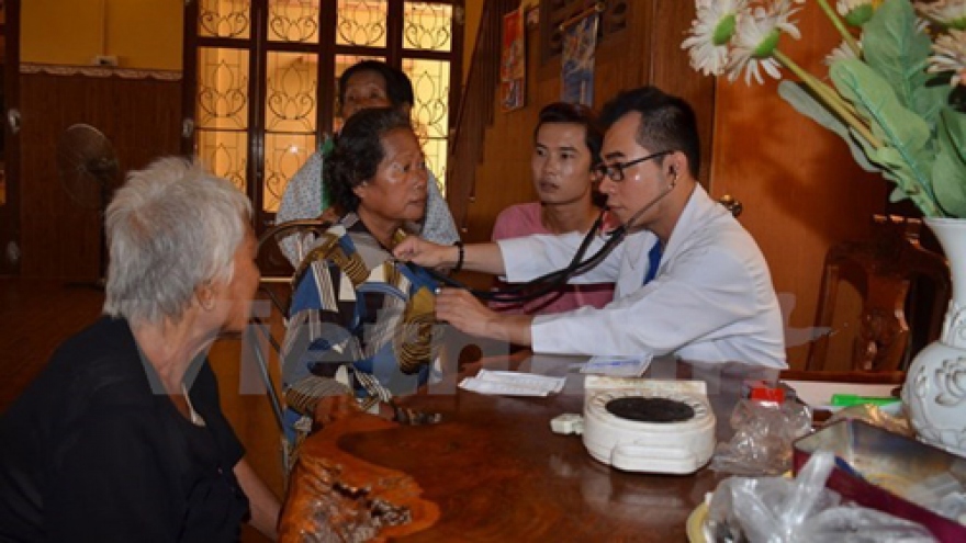 Free check-ups, medication for OVs in Cambodia