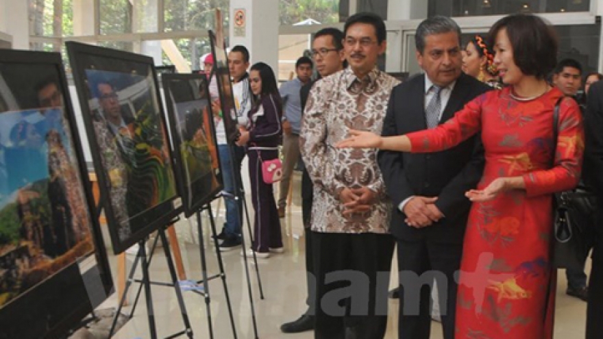 Embassies cleverly offer taste of SE Asian culture with food