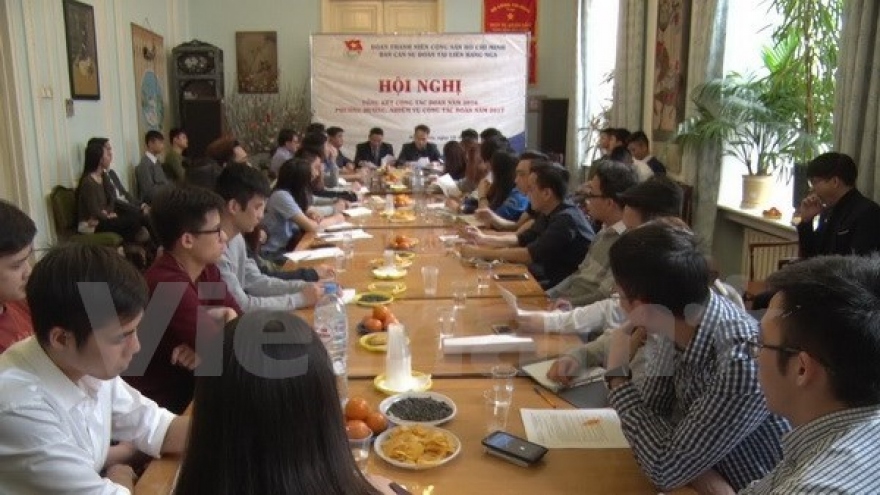 Vietnamese youths active in Russia