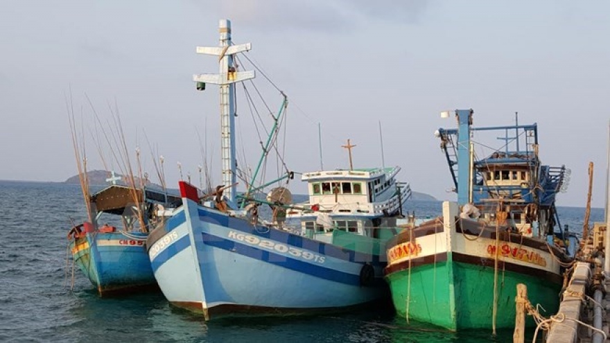 Thai navy open fire on Vietnam’s fishing boats, injuring two