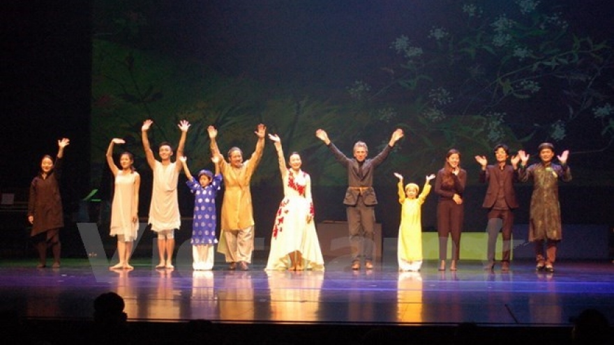 Art show celebrates anniversary of Vietnam-RoK diplomatic ties