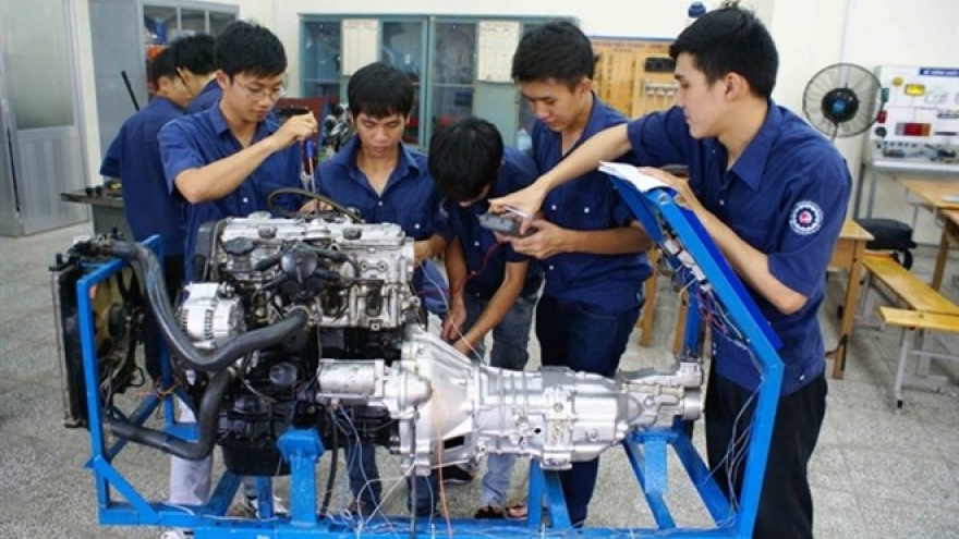 HCM City's vocational schools struggle to enroll students
