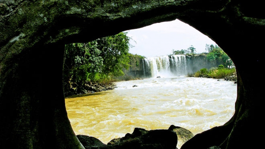 Largest volcanic cavern system discovered in Dak Nong