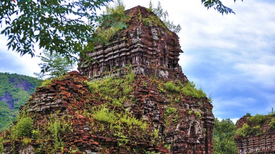 Amazing places to visit from north to central regions