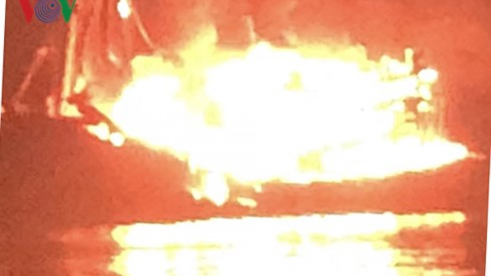 Fire destroys fishing vessel in Phu Quoc