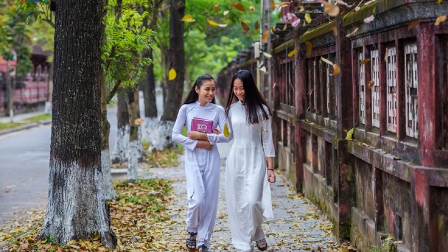 Stunning March scenes of ancient Hue city